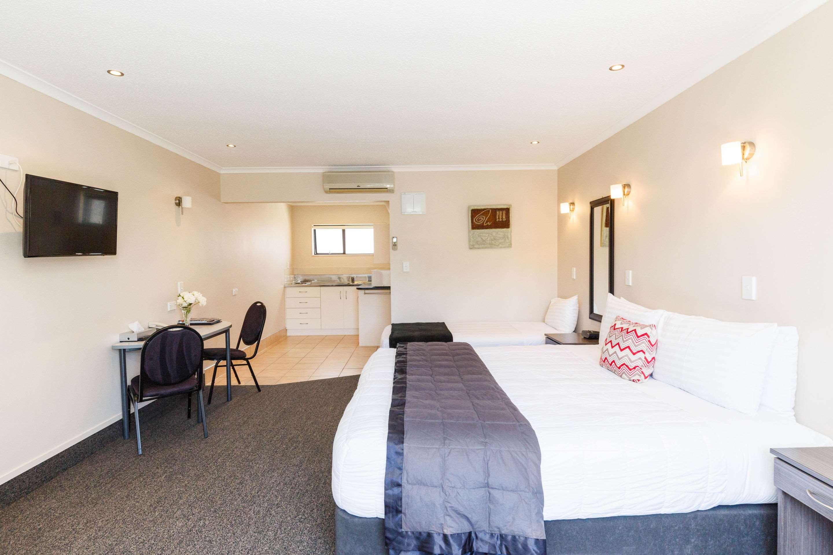 Kauri Court Motel Палмерстон-Норт Экстерьер фото
