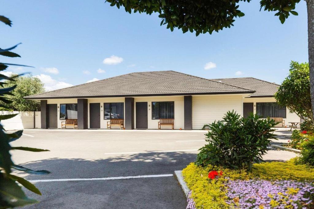 Kauri Court Motel Палмерстон-Норт Экстерьер фото