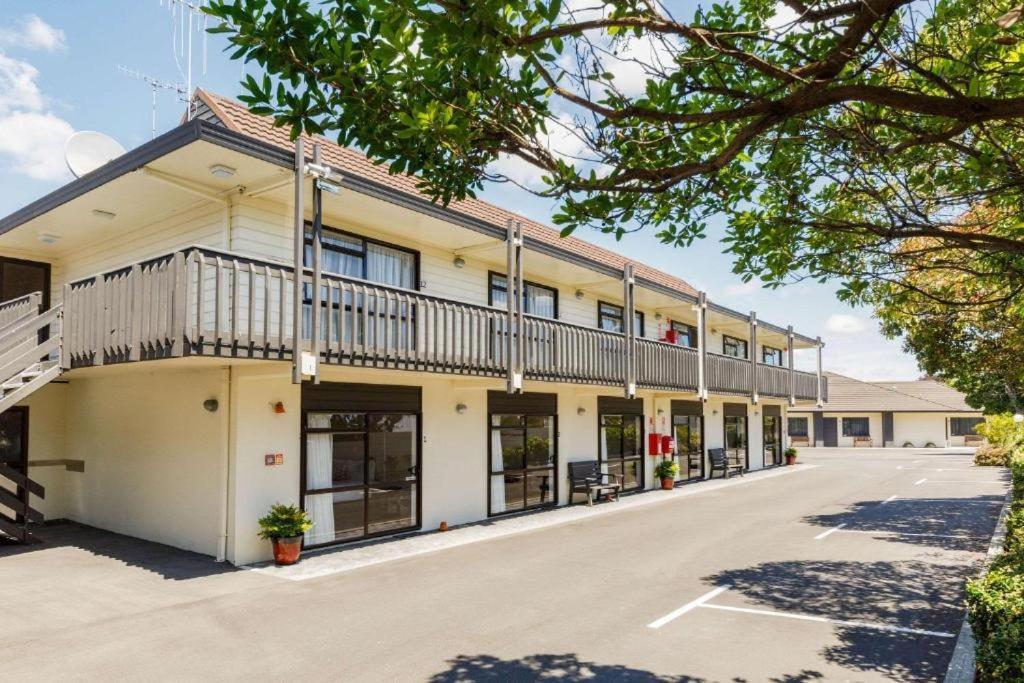 Kauri Court Motel Палмерстон-Норт Экстерьер фото