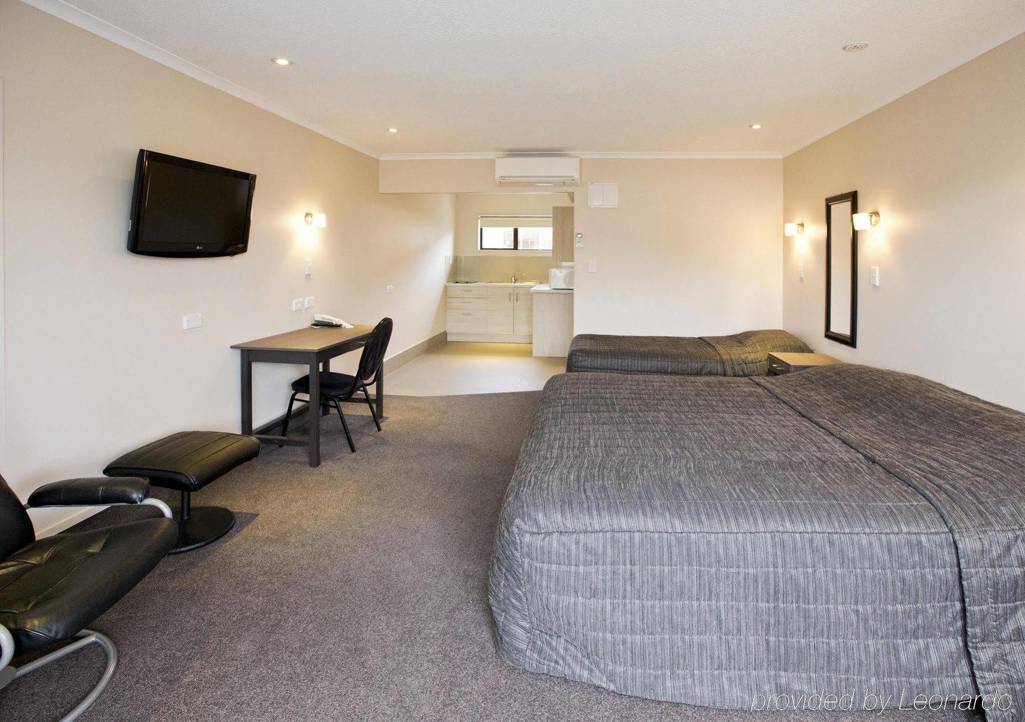 Kauri Court Motel Палмерстон-Норт Экстерьер фото
