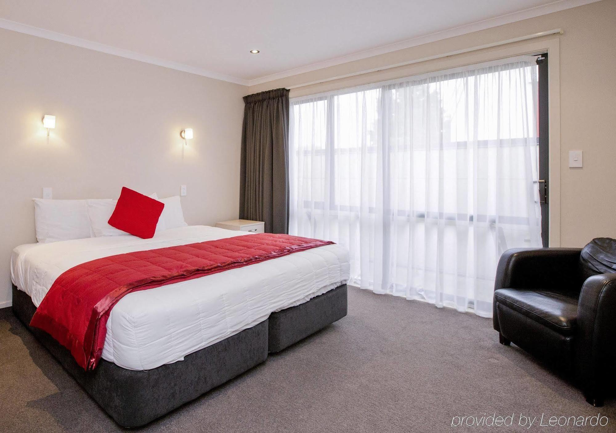 Kauri Court Motel Палмерстон-Норт Экстерьер фото